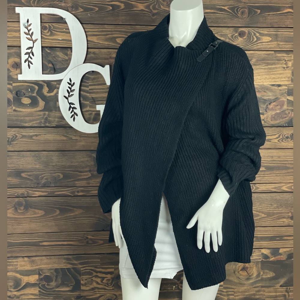 Ellen Tracy |‎ Wrap Ribbed Knit Sweater Chunky Knit Buckle Trap Closure